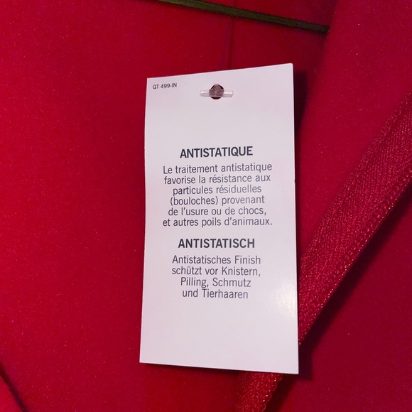 Brand New Women’s Lands’ End Red Half Zip Fleece Pullover, Size L / P - Picture 9 of 9